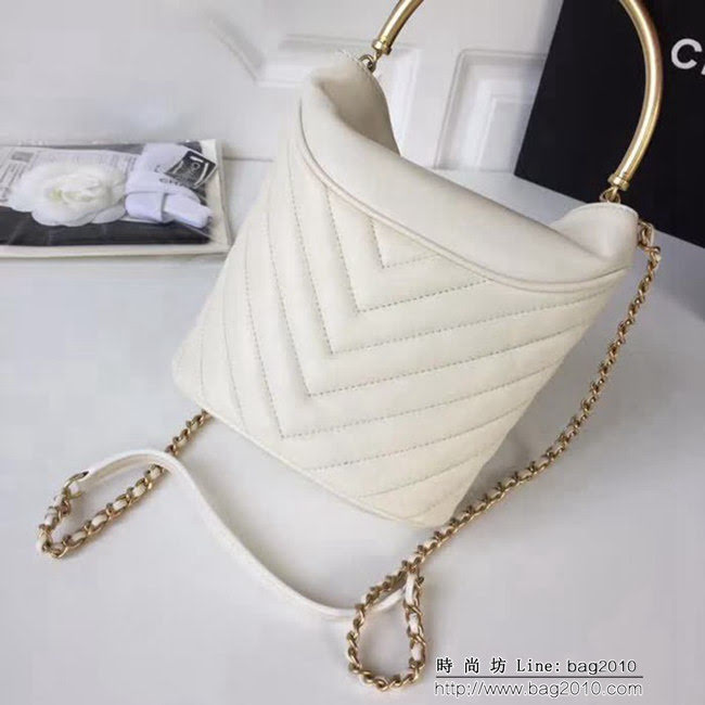 香奈兒CHANEL白色Chanel A57861 2018早秋Paris-Hamburg復古風小羊皮水桶包鏈條包DSC1486